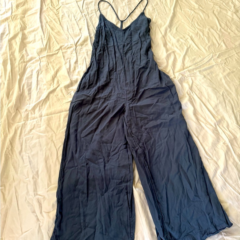 Blue rvca jumpsuit with pockets!